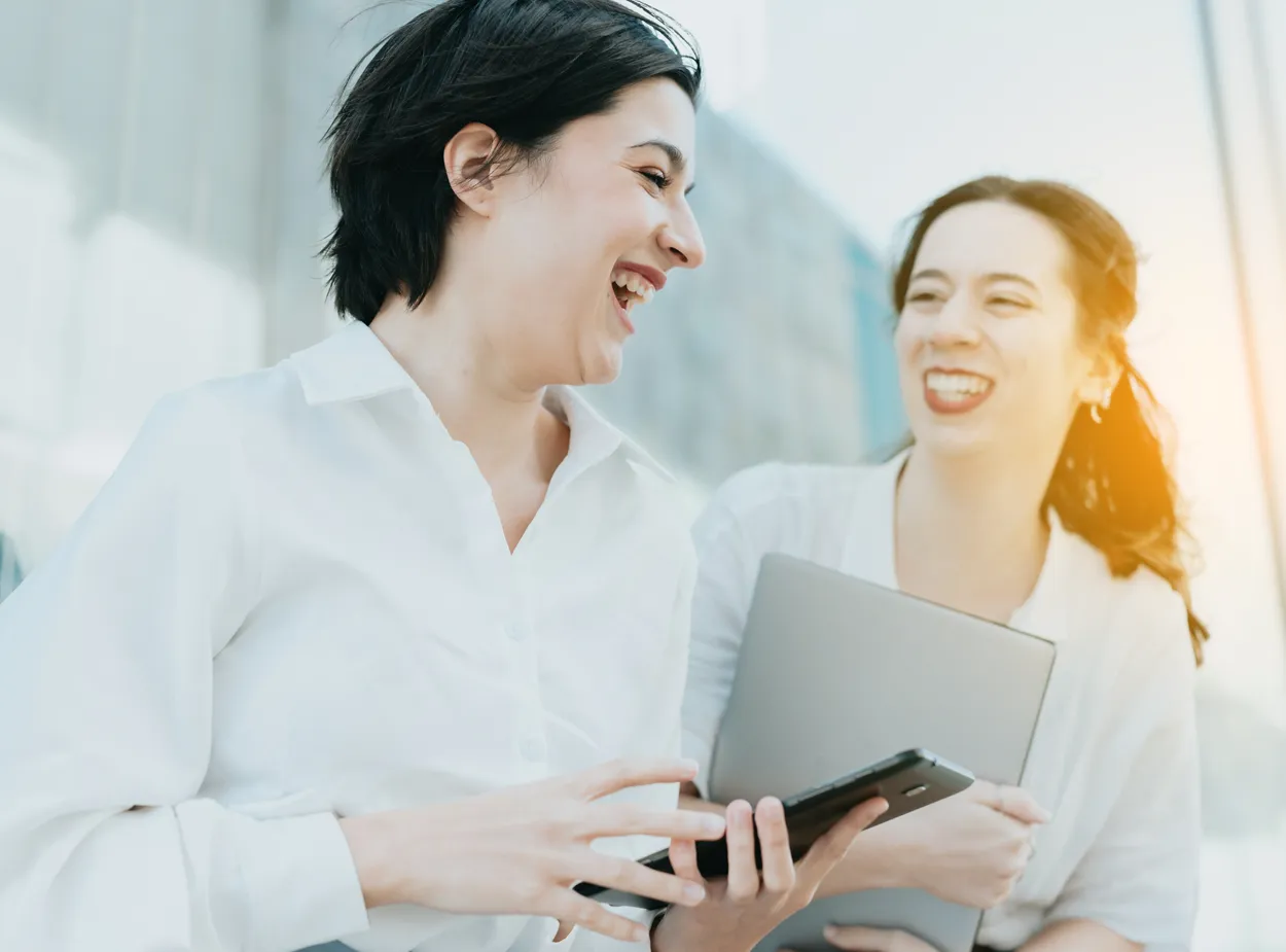 Steuern sparen - Perfect Holding von Prof. Jacobsen Steuerberatungsgesellschaft mbH - Jahresabschluss, Steuererklärung, Steuern sparen und E-Bilanz für Holdings